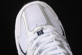 Tênis New Balance 530 White Silver Navy