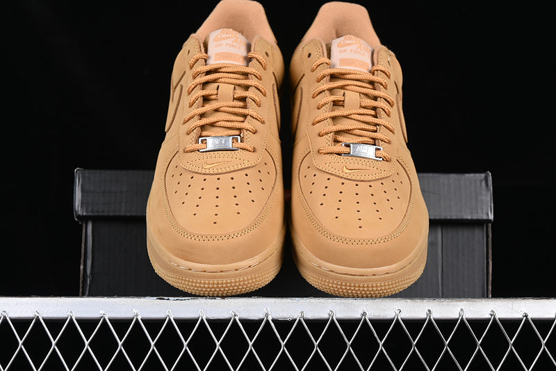 Tênis Nike Air Force 1 Supreme Wheat