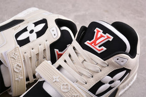 Tênis Louis Vuitton Trainer Black White Cream