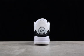 Tênis Air Jordan 3 x Fragment White