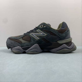 Tênis New Balance 9060 Blacktop