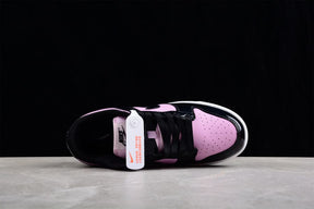 Tênis Nike Dunk Low Black Patent Pink