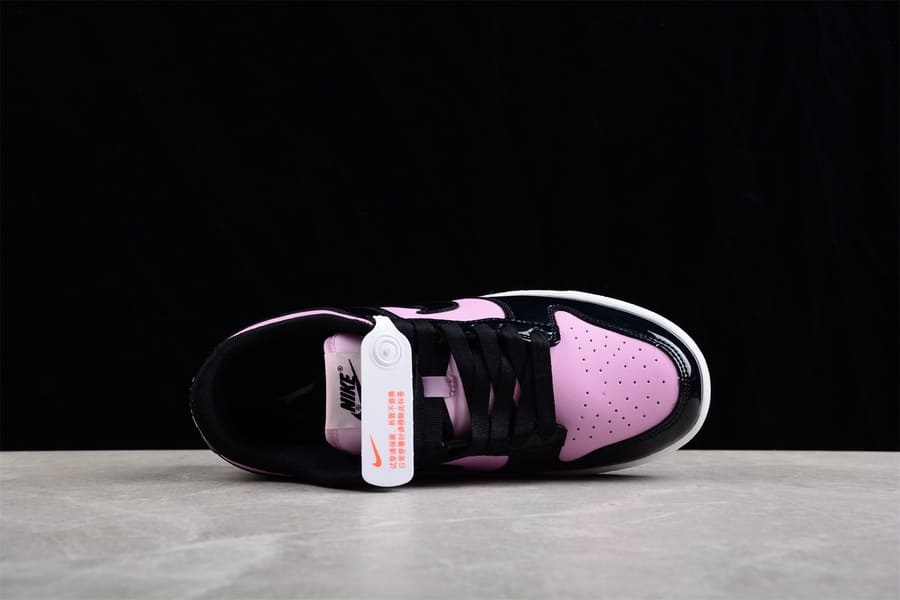 Tênis Nike Dunk Low Black Patent Pink