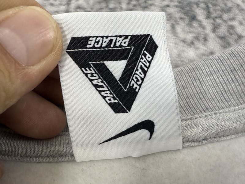Moletom Palace x Nike Crewneck Total P90 Cinza