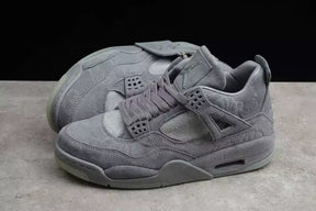 Tênis Air Jordan 4 Retro Kaws Cool Grey