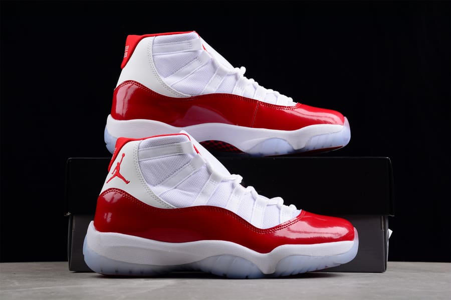 Tênis Air Jordan 11 Retro Cherry