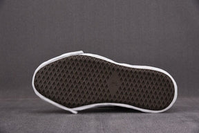 Tênis Maison Mihara Yasuhiro Hank OG Sole Canvas Low Black