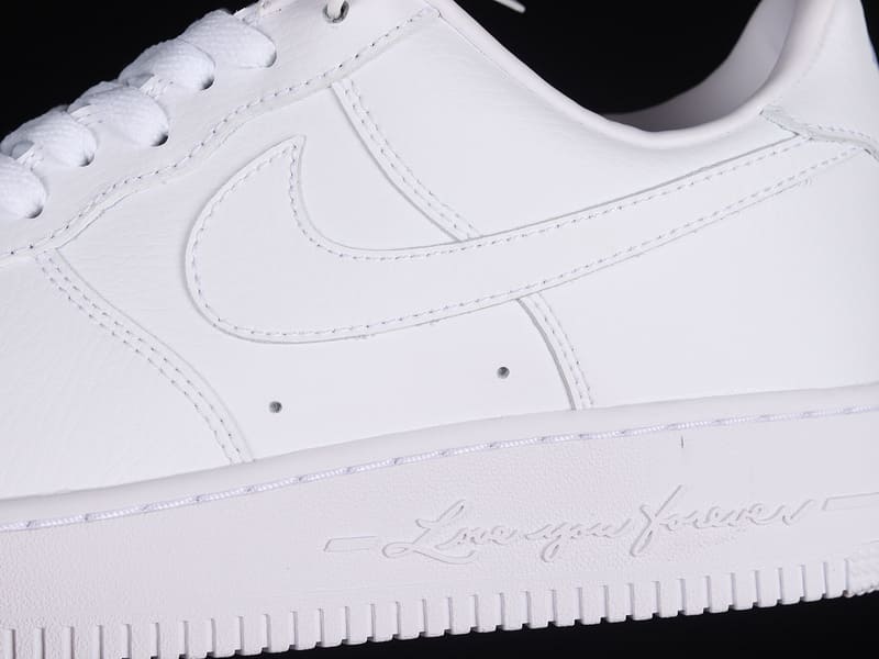 Tênis Nike x NOCTA Air Force 1 Low Certified Lover Boy