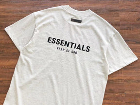 Camiseta Fear of God Essentials Light Oatmeal
