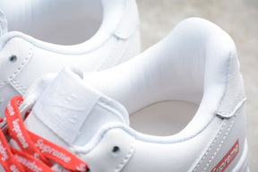 Tênis Nike Air Force 1 Supreme