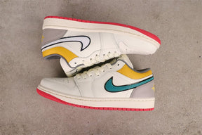 Tênis Jordan 1 Low Premium Lace Toggle