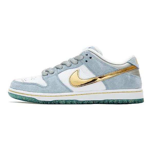 Tênis Nike SB Dunk Low x Sean Cliver