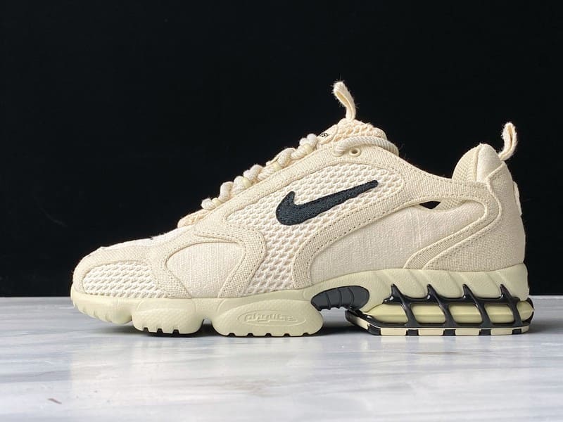 Tênis NIKE x STUSSY - Air Zoom Spiridon Caged Fossil