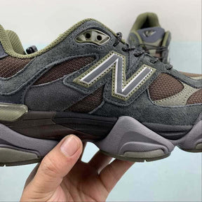 Tênis New Balance 9060 Blacktop