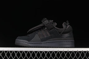 Tênis Adidas Bad Bunny x Forum Buckle Low Back To School
