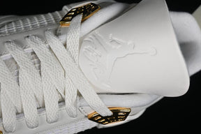 Tênis Air Jordan 4 Metallic Gold