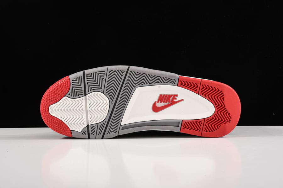 Tênis Air Jordan 4 Bred