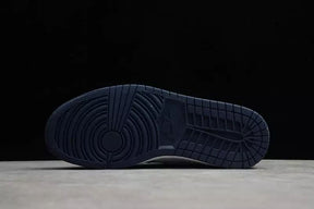 Tênis Air Jordan 1 High Midnight Navy (2020)