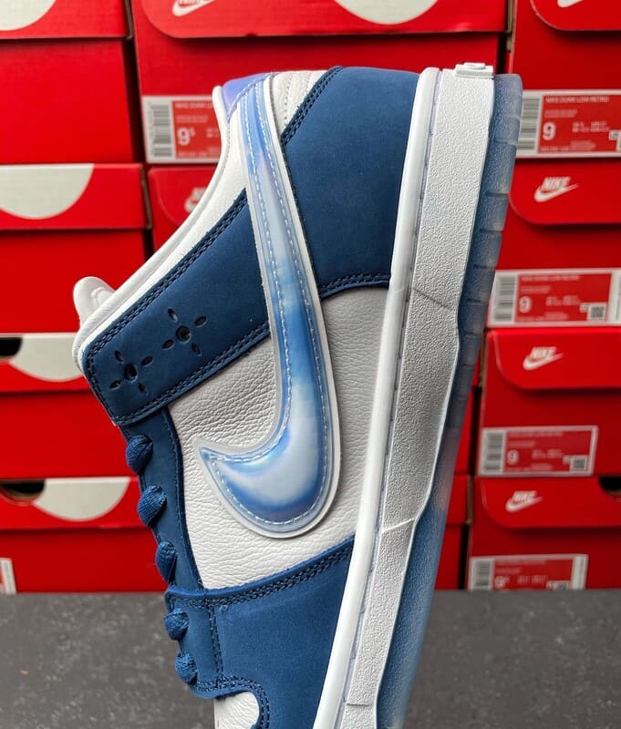 Tênis Nike Dunk Low Born x Raised