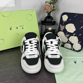 Tênis Off-White Out of Office White Black