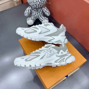 Tênis Louis Vuitton Runner Tatic White