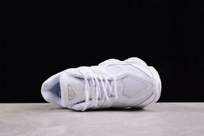 Tênis New Balance 9060 Triple White