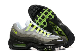 Tênis Nike Air Max 95 Neon