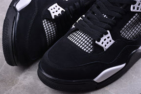 Tênis Air Jordan 4 White Thunder