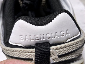 Tênis Balenciaga Track 2.0  Beige Black