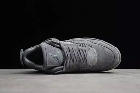 Tênis Air Jordan 4 Retro Kaws Cool Grey