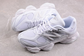 Tênis New Balance 9060 Triple White