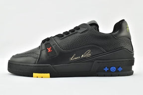 Tênis Louis Vuitton Trainer Black Signature