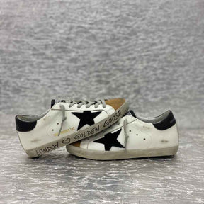 Tênis Golden Goose Super-Star 'London Golden Goose'