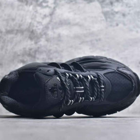 Tênis Pharrell Williams x Adidas Adistar Jellyfish Triple Black