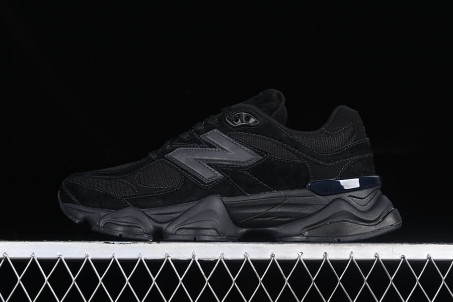 Tênis New Balance 9060 Triple Black