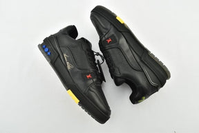 Tênis Louis Vuitton Trainer Black Signature