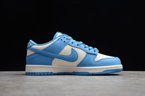 Tênis Nike Dunk Low Coast