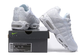 Tênis Nike Air Max 95 Triple White