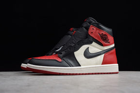 Tênis Air Jordan 1 High OG 'Bred Toe'