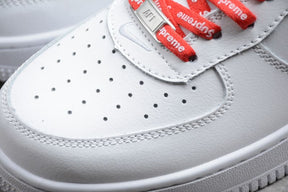 Tênis Nike Air Force 1 Supreme