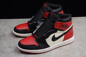 Tênis Air Jordan 1 High OG 'Bred Toe'