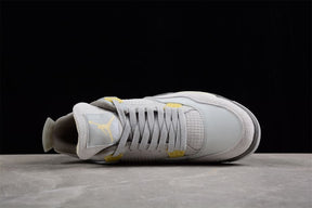 Tênis Air Jordan 4 Craft Photon Dust