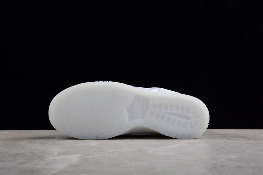 Tênis Nike Dunk Low Clot x Fragment Design