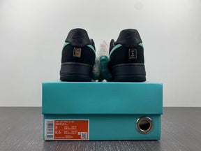 Tênis Nike Air Force 1 Tiffany & Co.