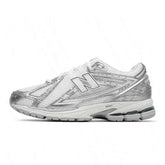 Tênis New Balance 1906R Silver Metallic