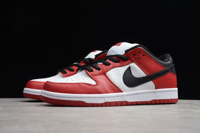 Tênis Nike SB Dunk Low Chicago