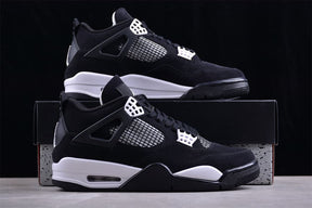 Tênis Air Jordan 4 White Thunder