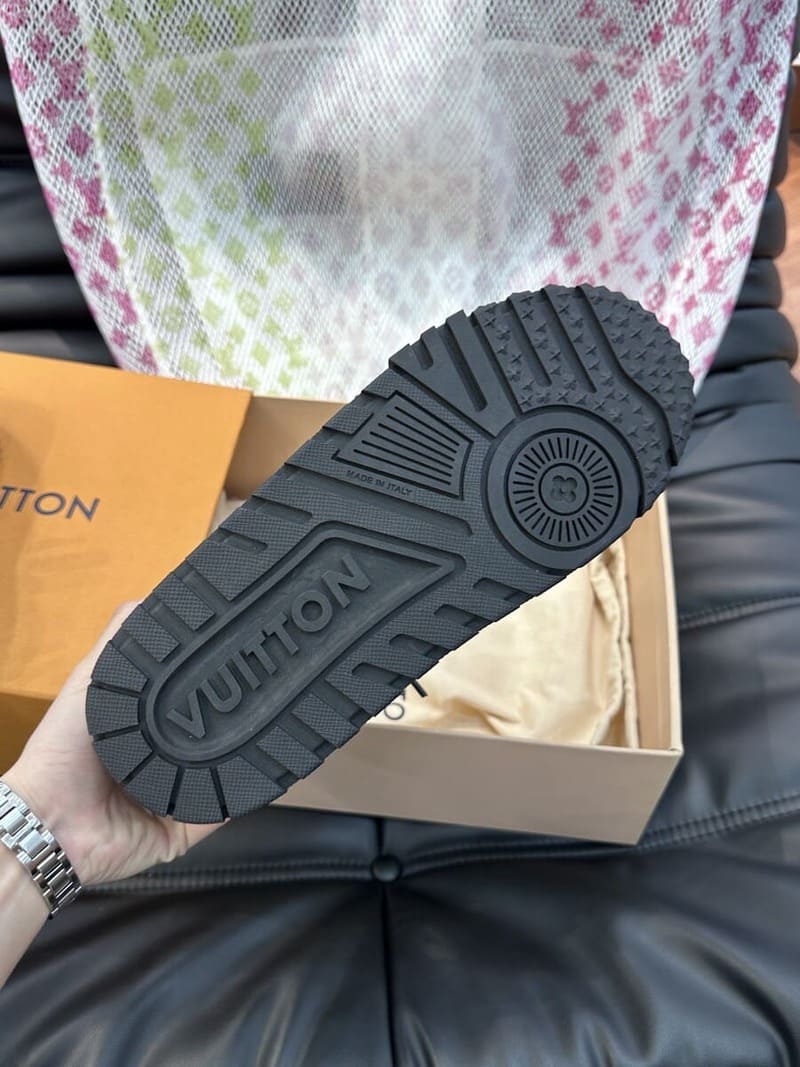 Tênis Louis Vuitton LV Trainer MaxI Black Crystal