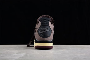 Tênis Air Jordan 4 Retro x A Ma Maniére