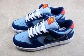 Tênis Nike SB Dunk Low The Predatory Bird